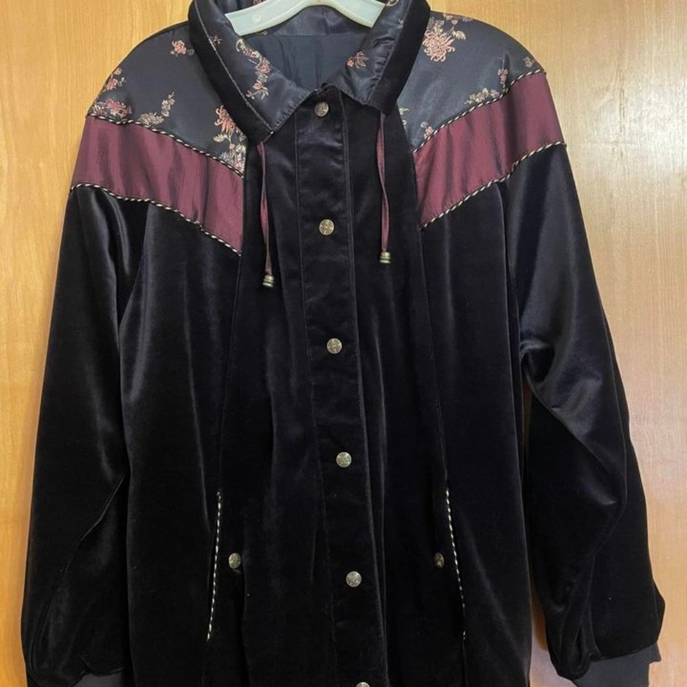 VINTAGE "CS SIGNATURE" black & purple velvet velour rose floral patchwork coat